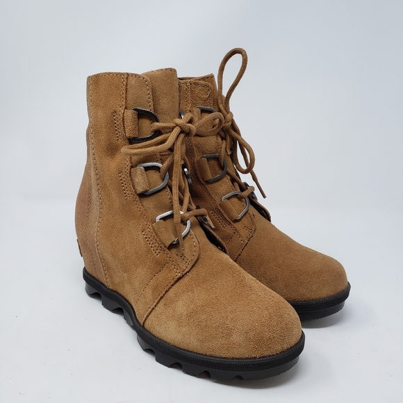 Sorel Joan of Arctic tan suede wedge boots size 5 big girls/6.5 womens - Picture 1 of 10